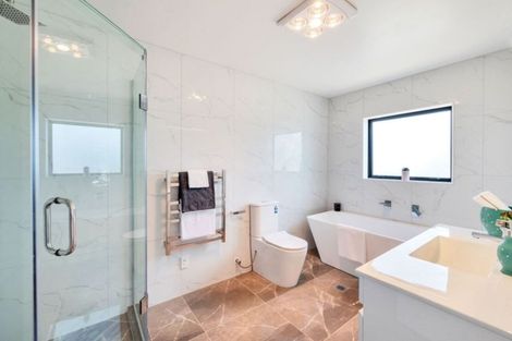 Photo of property in 14 Papareia Road, Karaka, Papakura, 2113