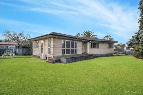 Photo of property in 56 Wickman Way, Mangere East, Auckland, 2024