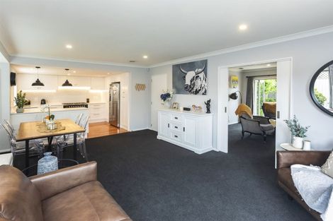 Photo of property in 36 Taylors Avenue, Bryndwr, Christchurch, 8052