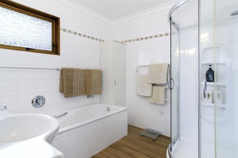 Photo of property in 19 Hamurana Road, Omokoroa, 3114