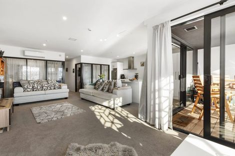 Photo of property in 202/2 Onepu Road, Kilbirnie, Wellington, 6022