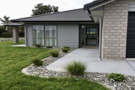 Photo of property in 96 Kupe Drive, Whitianga, 3510