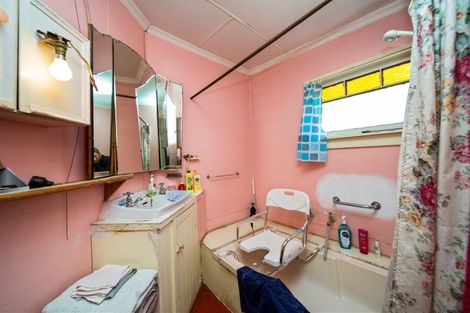 Photo of property in 425 Waihi Road, Normanby, Hawera, 4614