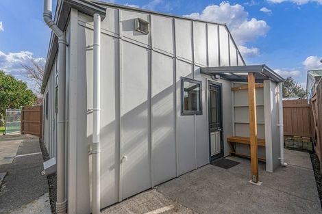 Photo of property in 31 Rosedale Crescent, Cloverlea, Palmerston North, 4412