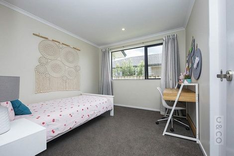 Photo of property in 12 Turpin Road, Riverhead, 0820