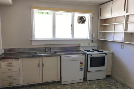 Photo of property in 6 Hanrahan Street, Upper Riccarton, Christchurch, 8041