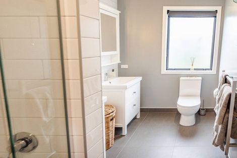 Photo of property in 42 Mcadam Drive, Jacks Point, Queenstown, 9371