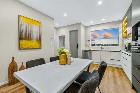 Photo of property in 37 Puwha Street, Massey, Auckland, 0614