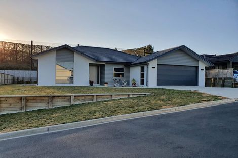 Photo of property in 11 Sharman Place, Pyes Pa, Tauranga, 3112