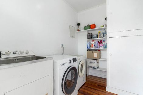 Photo of property in 99 Taikata Road, Te Atatu Peninsula, Auckland, 0610