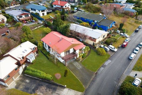 Photo of property in 8 Avalon Crescent, Fernhill, Queenstown, 9300