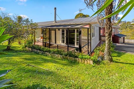 Photo of property in 1/11a Agincourt Street, Glenfield, Auckland, 0629