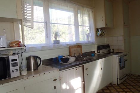 Photo of property in 9-13 Rochfort Street, Greymouth, 7805