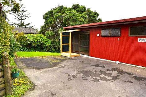 Photo of property in 54 Carnoustie Drive, Wattle Downs, Auckland, 2103