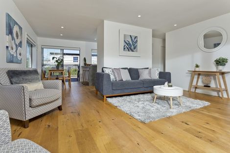 Photo of property in 1/34 Northboro Road, Hauraki, Auckland, 0622