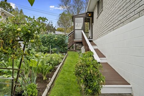 Photo of property in 2/50 Doralto Road, Frankleigh Park, New Plymouth, 4310