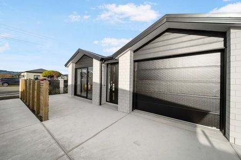 Photo of property in 6a Dey Street, Mosgiel, 9024