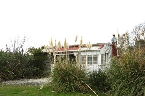 Photo of property in 6 Poto Street, Aramoana, Port Chalmers, 9082