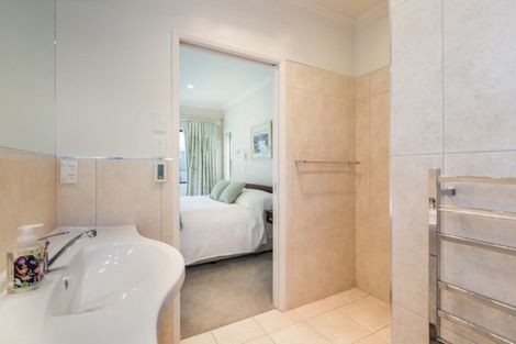 Photo of property in 25b Chambers Street, Havelock North, 4130