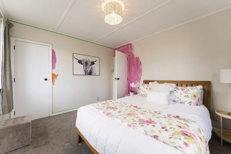 Photo of property in 55 Murray Street, Kew, Dunedin, 9012