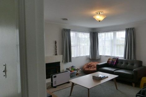 Photo of property in 36 Maui Pomare Street, Blockhouse Bay, Auckland, 0600