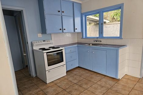 Photo of property in 55 Carrington Street, Lower Vogeltown, New Plymouth, 4310