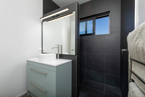 Photo of property in 5 Loach Road, Hawea Flat, Wanaka, 9382