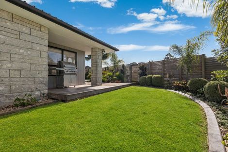 Photo of property in 9 Saint Johns Avenue, Tuakau, 2121