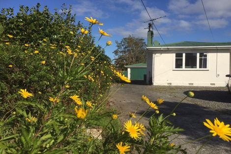 Photo of property in 32 Kitchener Street, Lansdowne, Masterton, 5810