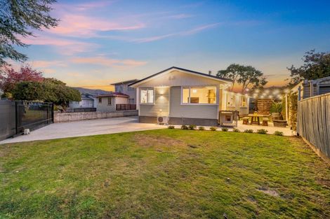 Photo of property in 22 Pasadena Crescent, Totara Park, Upper Hutt, 5018