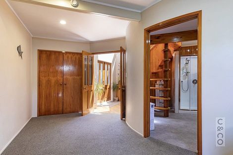 Photo of property in 492 West Coast Road, Glen Eden, Auckland, 0602