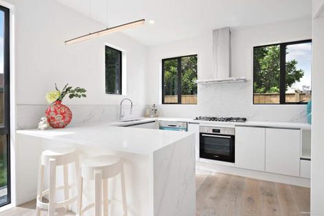 Photo of property in 23b Stoddard Road, Wesley, Auckland, 1041