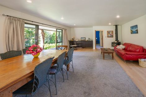 Photo of property in 577 Little Akaloa Road, Little Akaloa, 7583