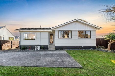 Photo of property in 440 Porchester Road, Randwick Park, Auckland, 2105
