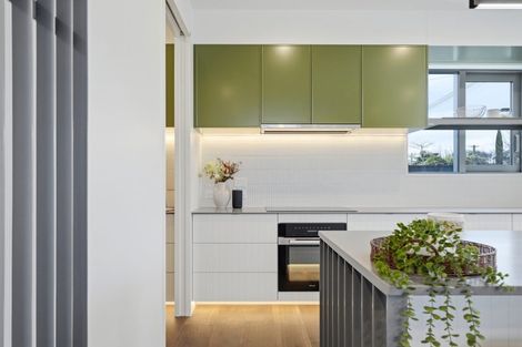 Photo of property in 1/42 Browns Road, St Albans, Christchurch, 8014