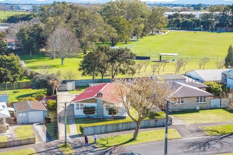 Photo of property in 202 Mahoe Street, Melville, Hamilton, 3206