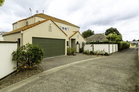 Photo of property in 33b Manawatu Street, Hokowhitu, Palmerston North, 4410