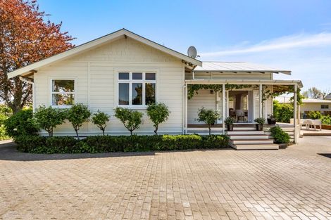 Photo of property in 3 Moeller Street, Taradale, Napier, 4112