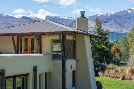 Photo of property in 48 Rutherford Road, Lake Hayes, Queenstown, 9371