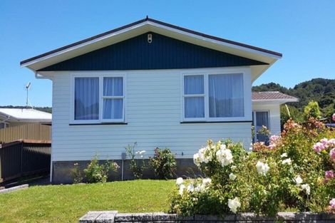Photo of property in 57 Momona Street, Wainuiomata, Lower Hutt, 5014