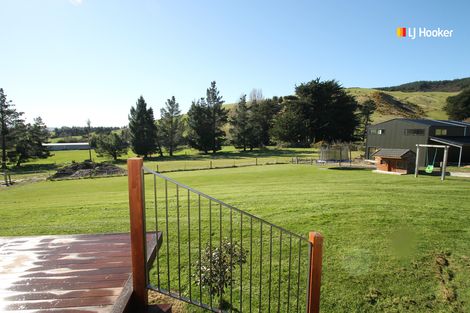 Photo of property in 19 George Street, Waihola, Milton, 9073