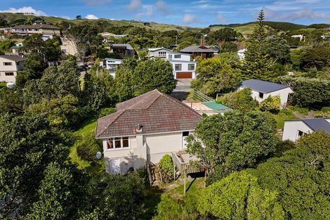 Photo of property in 13 Pukerua Beach Road, Pukerua Bay, 5026