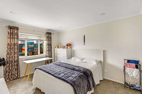 Photo of property in 22 Te Aramanu Crescent, Papakura, 2110