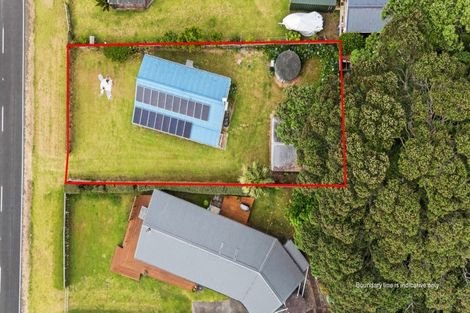 Photo of property in 10 Taupo Bay Road, Taupo Bay, Mangonui, 0494