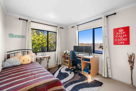 Photo of property in 22a Marvon Downs Avenue, Pakuranga Heights, Auckland, 2010