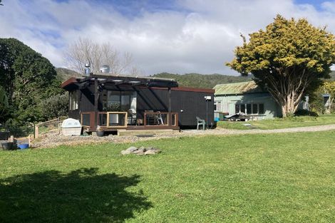 Photo of property in 1347 South Road, Kaitake, New Plymouth, 4374