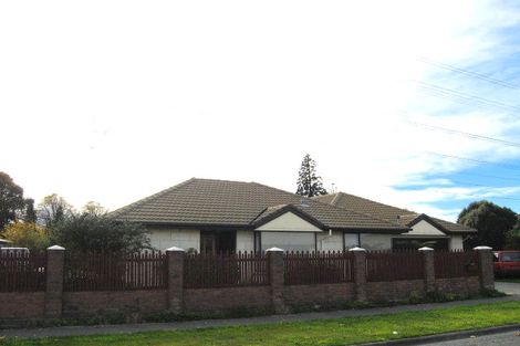 Photo of property in 8 Showgate Avenue, Sockburn, Christchurch, 8042
