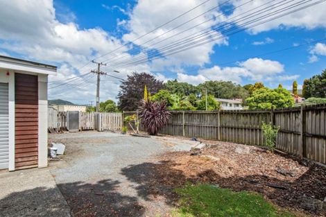Photo of property in 1 Adams Place, Te Kamo, Whangarei, 0112