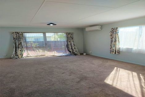 Photo of property in 415 Ngatai Road, Bellevue, Tauranga, 3110