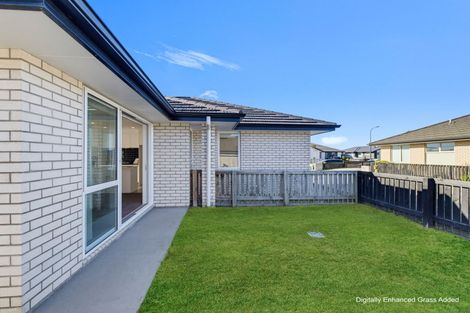 Photo of property in 2 Haka Way, Papamoa, 3118
